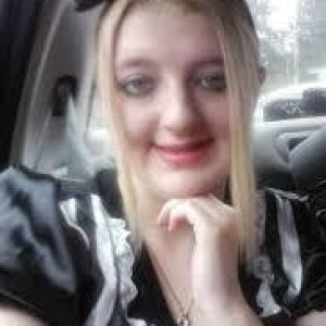 Uploaded by:snowwhore69