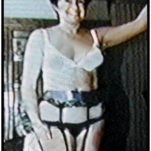 Uploaded by:Barbiebnymph