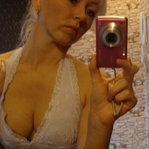 Uploaded by:jialexandra