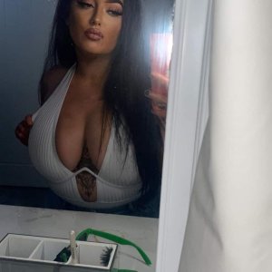 Uploaded by:amycox32dd