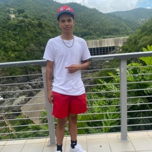 Uploaded by:bull4wives