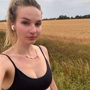 Uploaded by:Kirstyyy