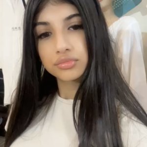 Uploaded by:Aishazeeshan