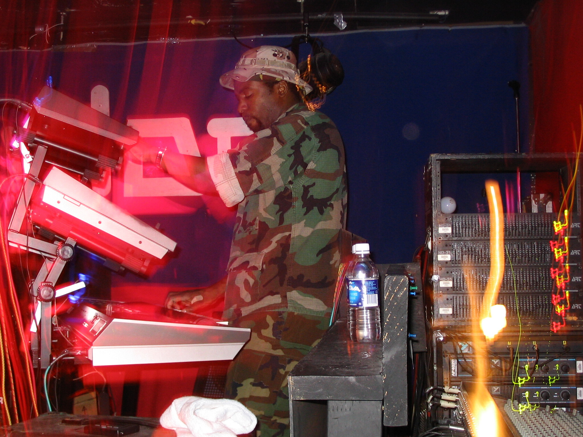 Uploaded by:1kuriousknight