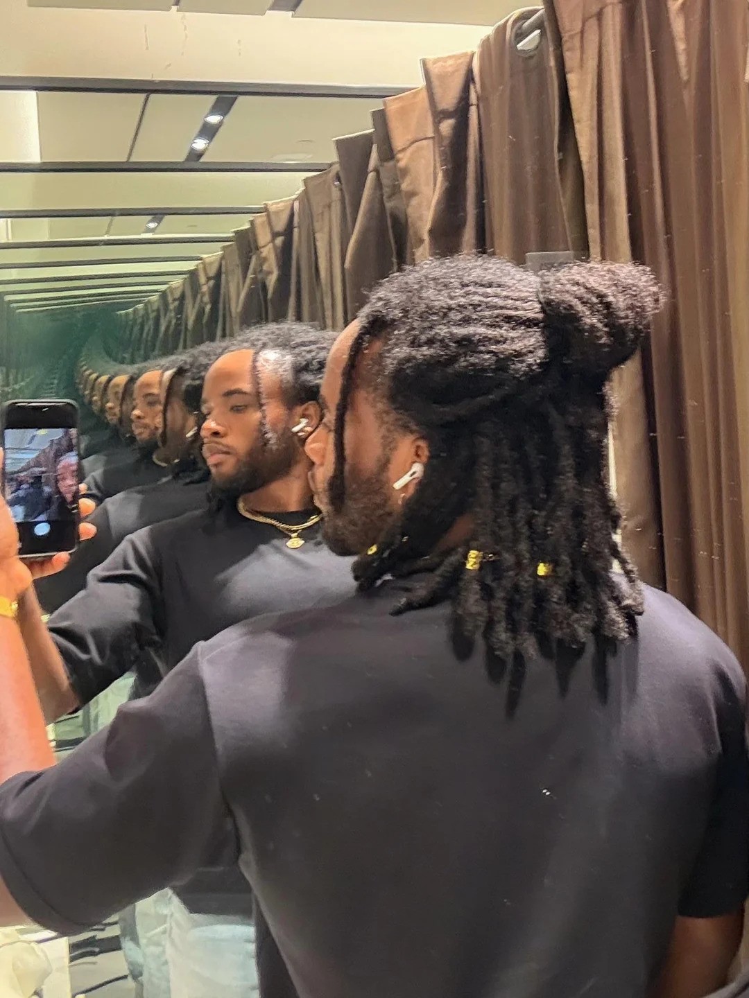 Uploaded by:adammark666