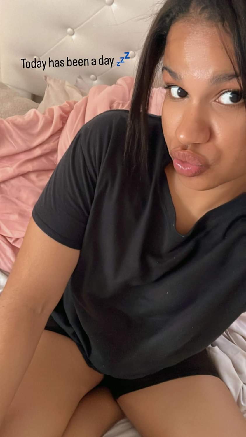 Uploaded by:AspiringCuckold