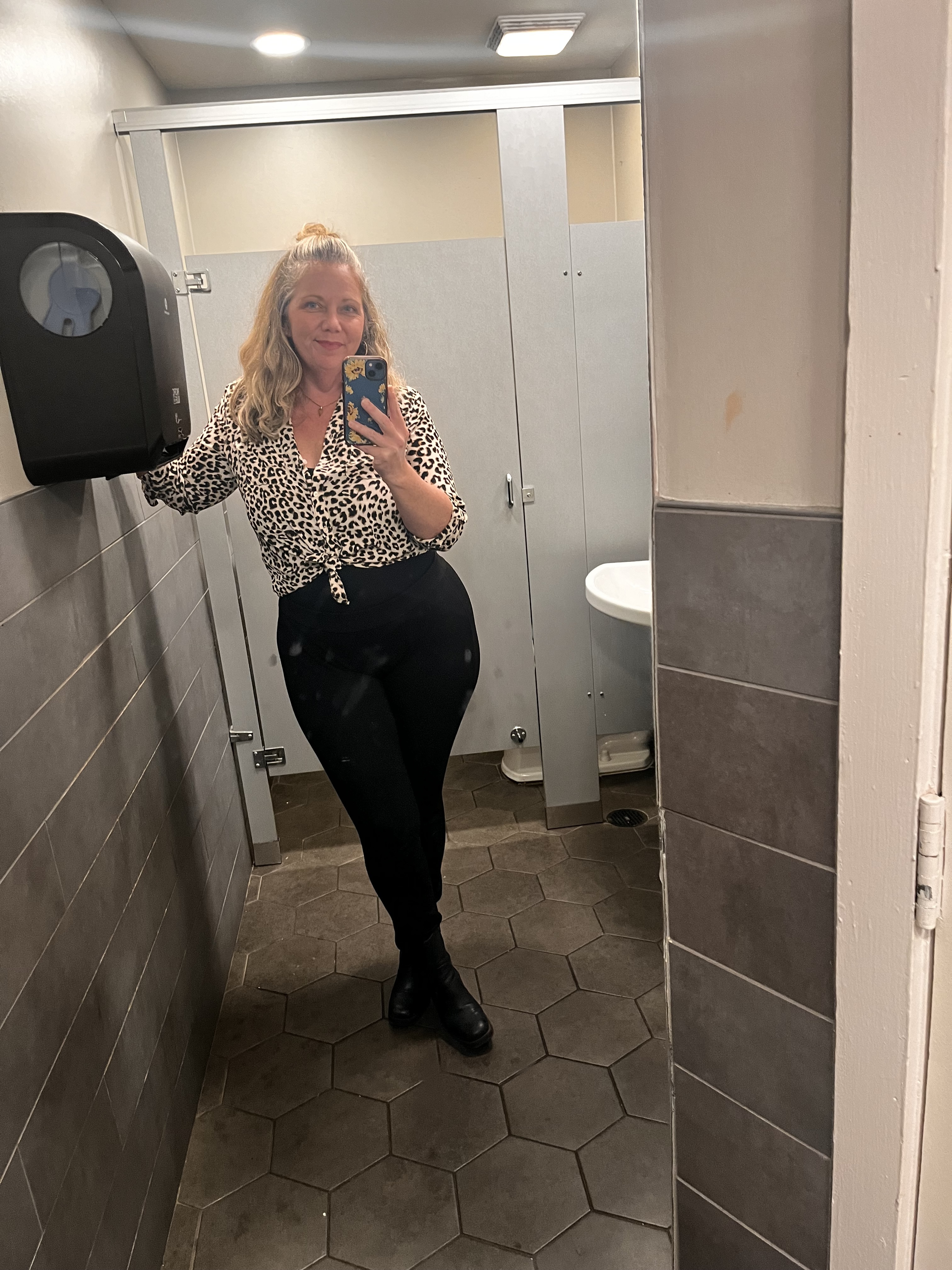 Uploaded by:Bbwcurves