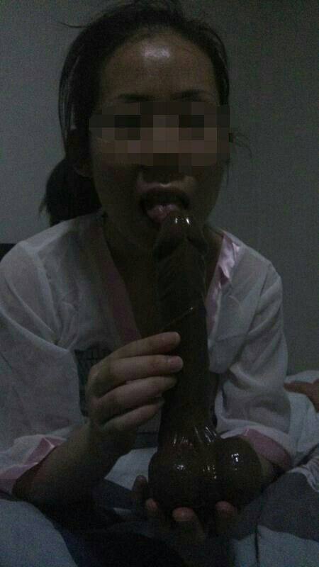 Uploaded by:Chinesecouple