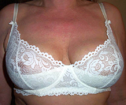 Uploaded by:ladyparamour4u