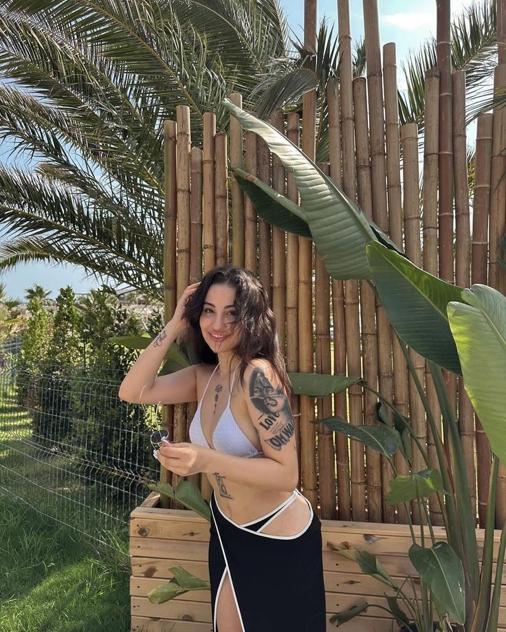 Uploaded by:Mistressdaniela1