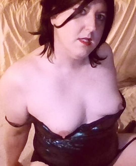 Uploaded by:sluttygigisissy